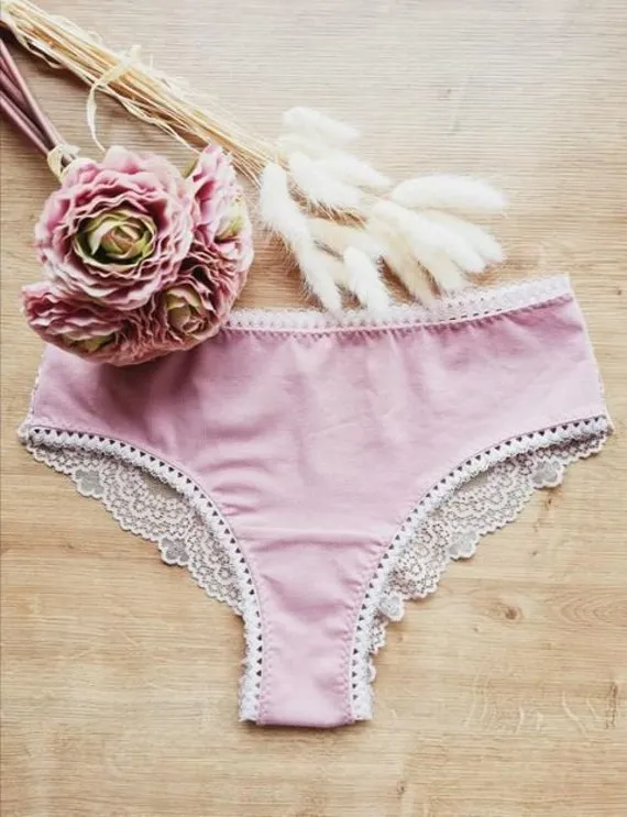 Schnittmuster von Lingeriememade Slip / Tanga Brazil Style Vicky Gr. 32 - 52, deutsch / german IDsmx3