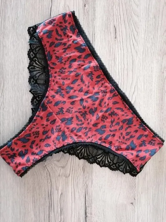 Schnittmuster von Lingeriememade Slip / Tanga Brazil Style Vicky Gr. 32 - 52, deutsch / german IDsmx3