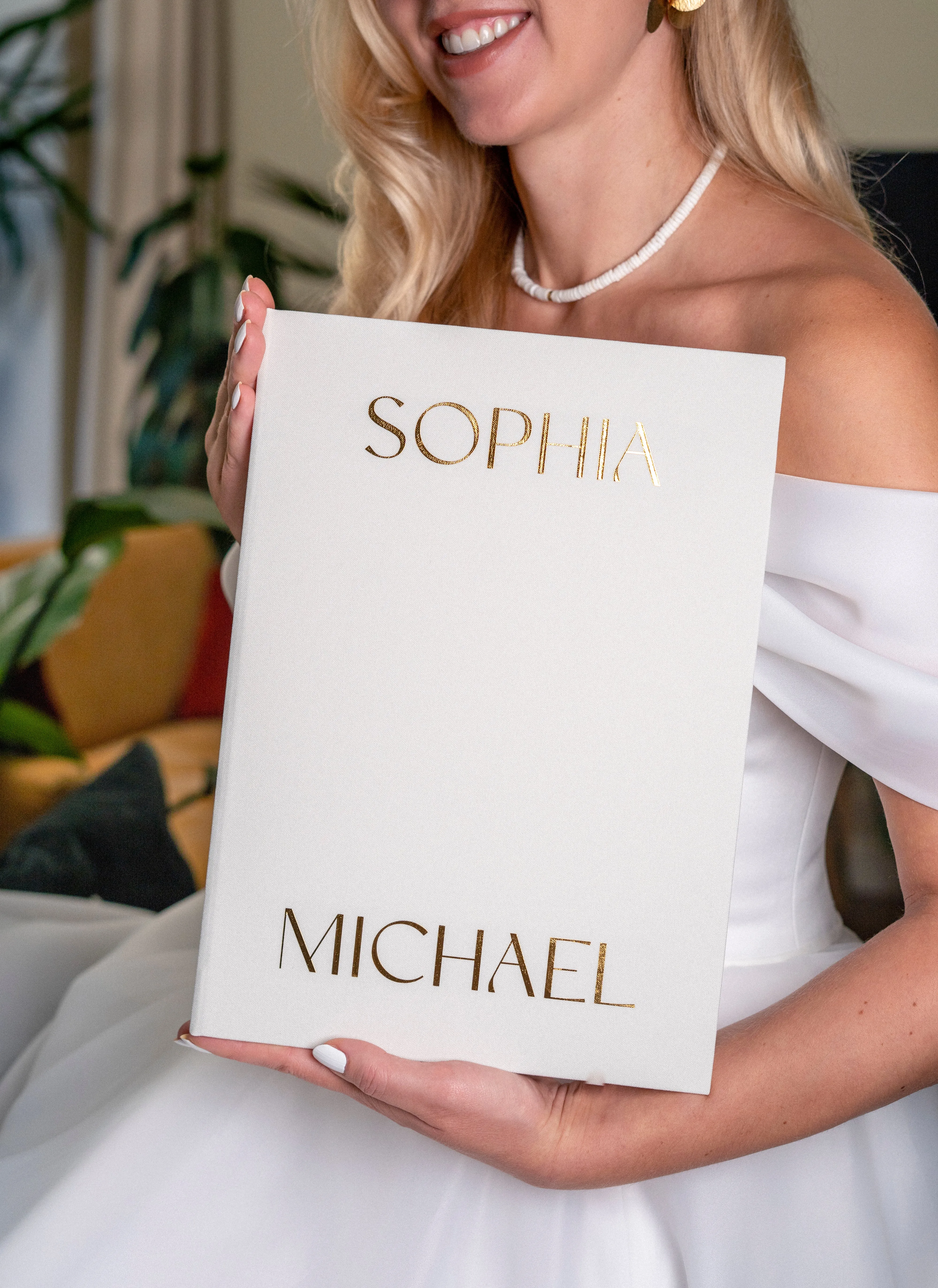Silky White   Real Gold | Guest Book