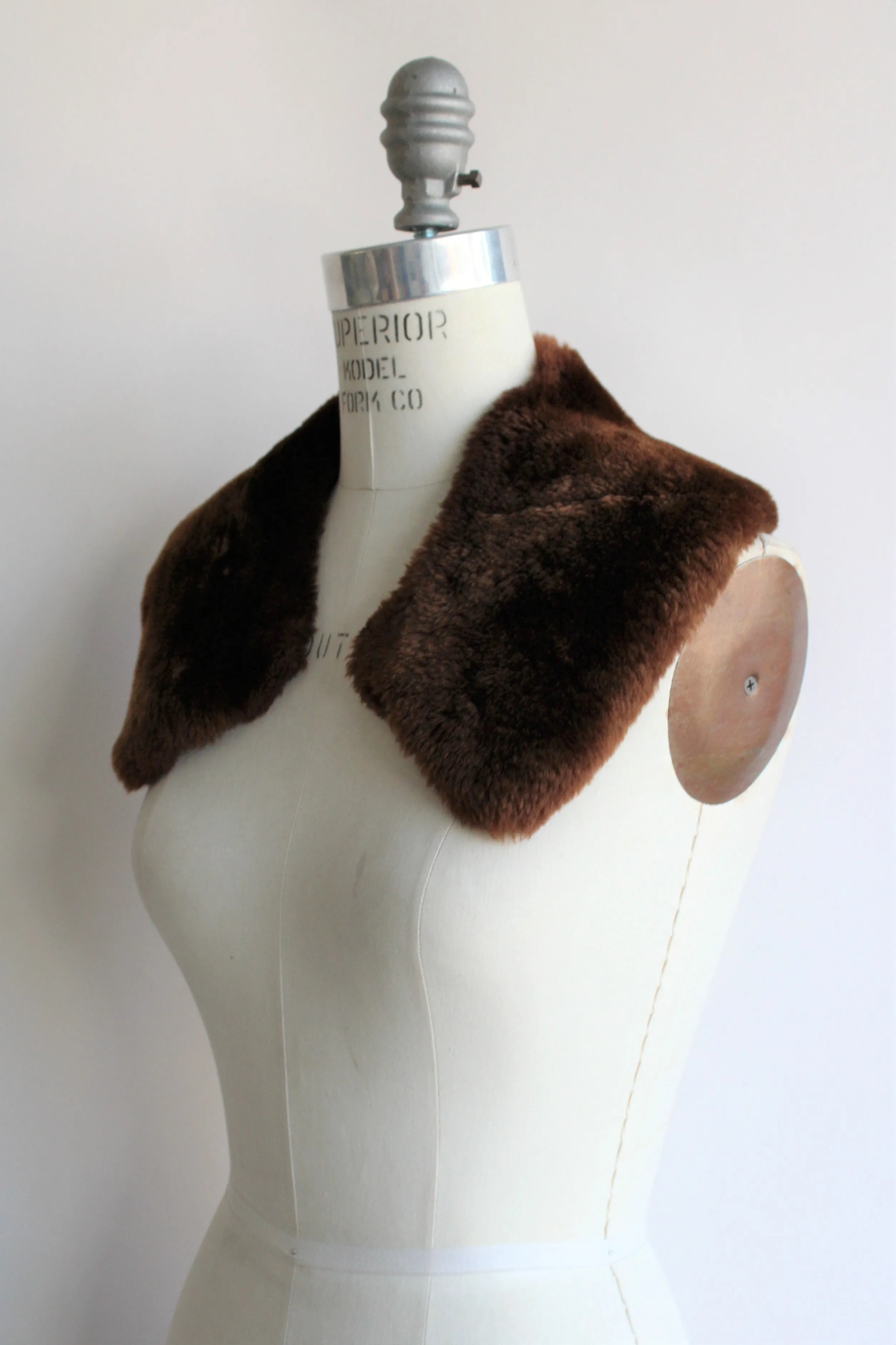 Vintage 1960s Faux Fur Collar