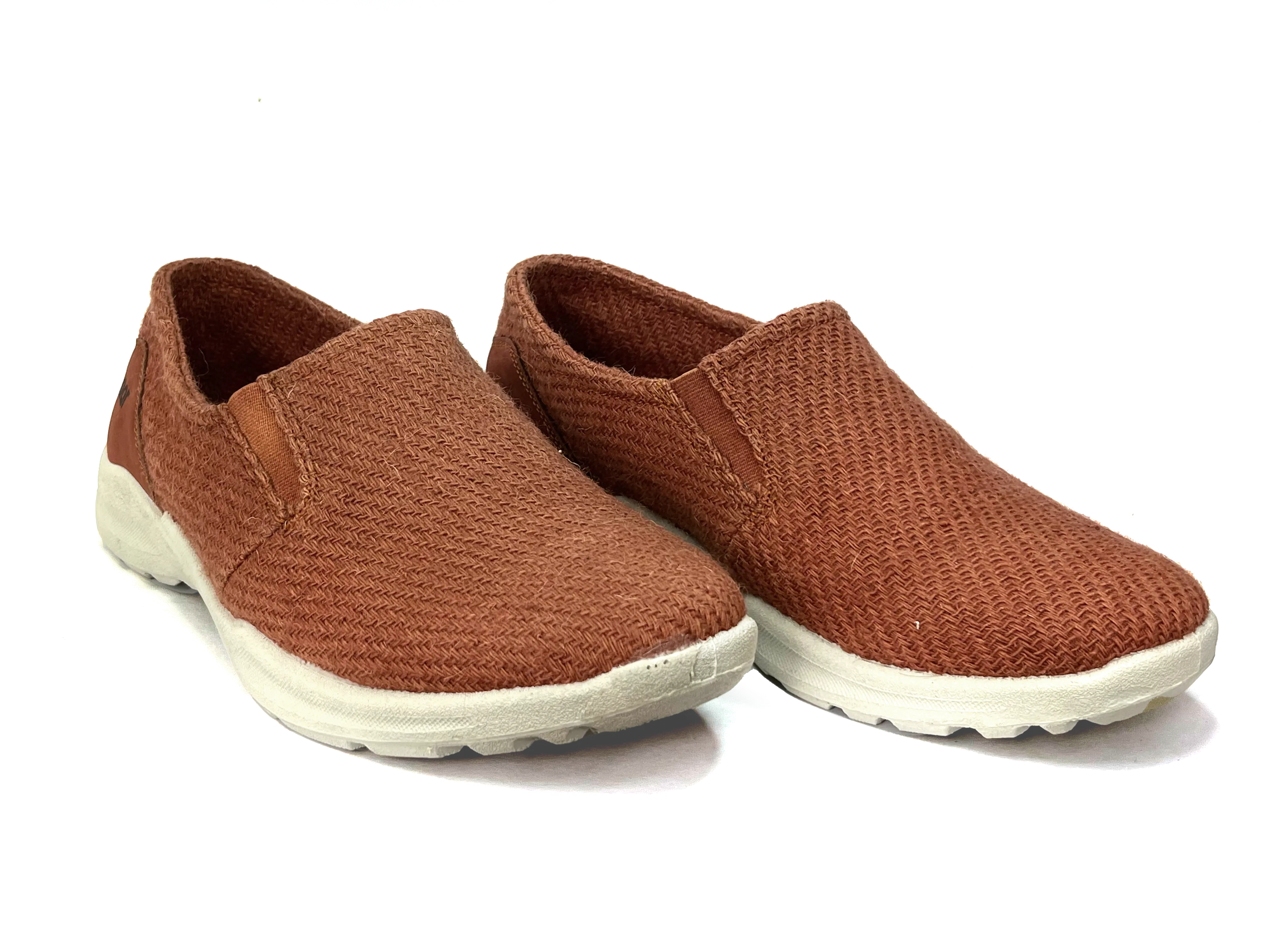 yaar - black - Urban Essentials